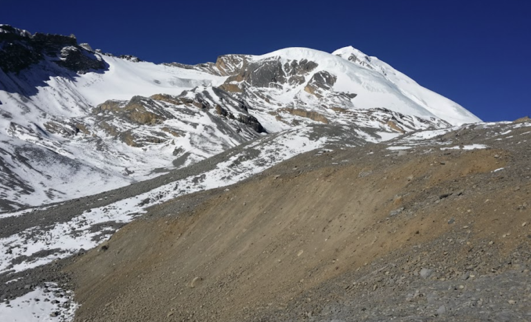 Thorong Peak Climbing vs. Chulu Far East: Which 6,000m Peak Should You Choose?